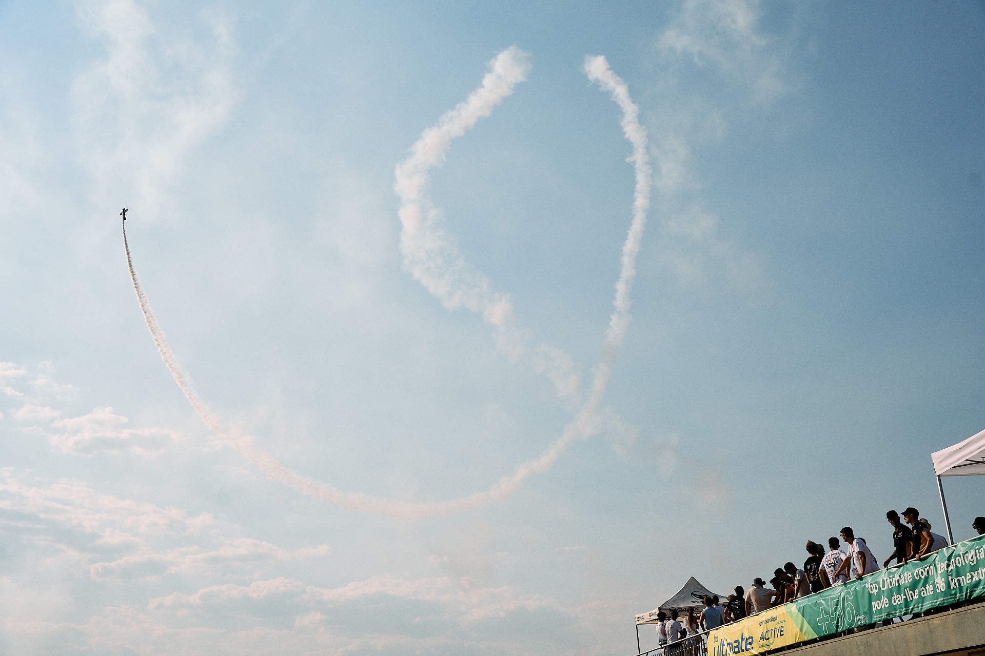 Aerobatic loop above the crowd
